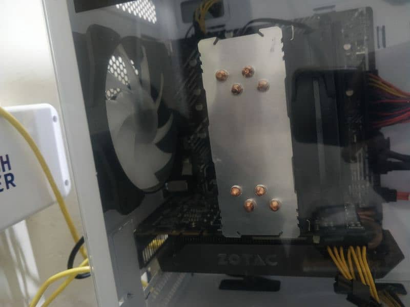 Gaming Computer CPU 4