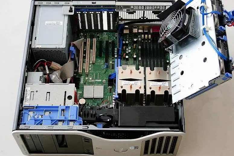 DELL T5400 Dual Processor 8 Core8 CPU Workstation 8
