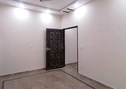 Affordable Flat Available For sale In Allama Iqbal Town - Karim Block