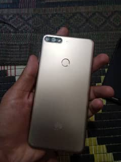 y7 prime 2018 condition ok using mobile no box no charger