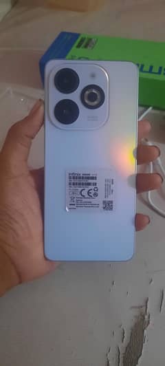 infinix smart 8 pro 4+4/128