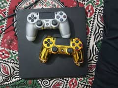 PS4 slim Jailbreak 500gb. Perfect condition. 2 wireless controllers.