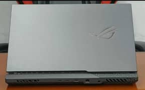 Asus Strix G17/R9 7845HX/RTX 4060 8GB/17.3 2.5k 240Hz