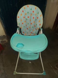 Baby feeding chair