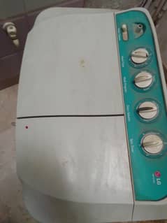 LG Washing Machine with Dryer