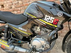 Yamaha YBR 125G all Punjab number