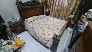 Wooden King Size Bed Set