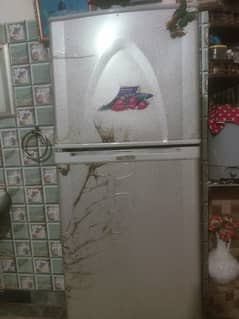 Used Dawlance Refrigerator For Sell
