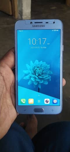 Samsung j4 2 /16 neet and clean