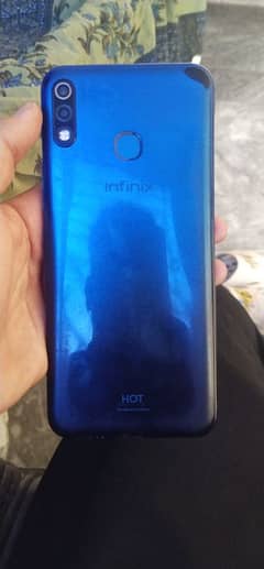 Infinix hot 8 lite
