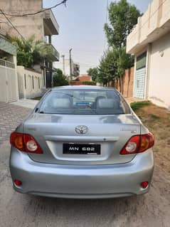 Toyota Corolla GLI 2011
