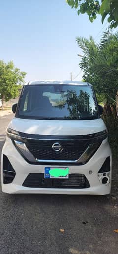 Nissan Roox 2021