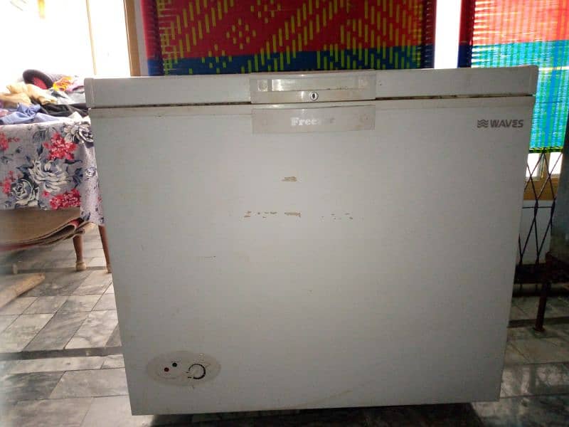 Waves Deep freezer 0