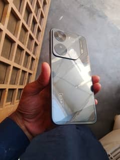 Itel P65 10 by 1000 condition new model no repair only 2 month use.