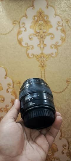 Canon 85mm 1.8
