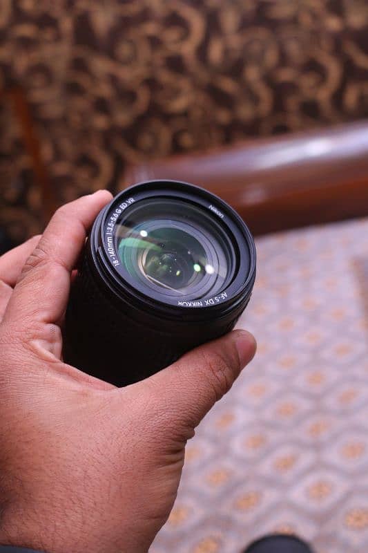 Nikon 18/140mm  Vr Dx. 6