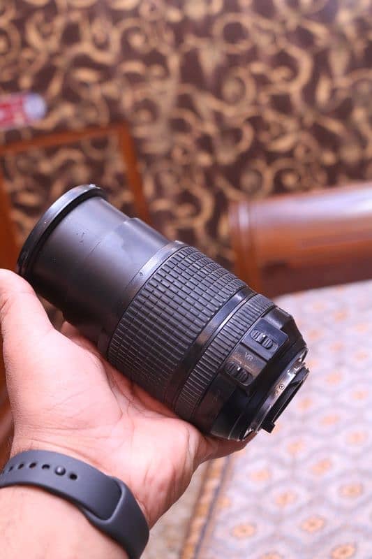 Nikon 18/140mm  Vr Dx. 7