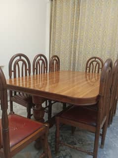 Dining Table & Chais