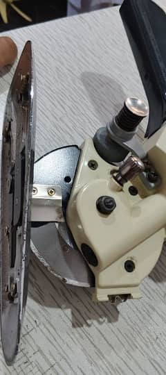 Sewing cutter machine