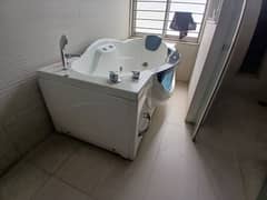 Bath  tub