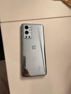 One Plus 9R in Excellent Condition