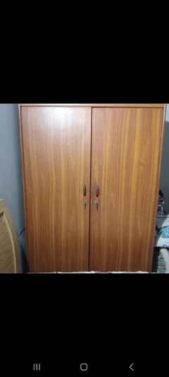 02 Wardrobe in Good Condition