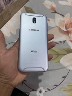 Samsung Galaxy J7 pro 3/32 official PTA Approved