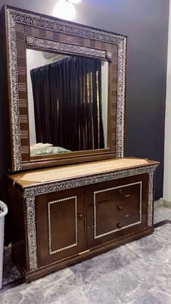 Bed & Dressing table