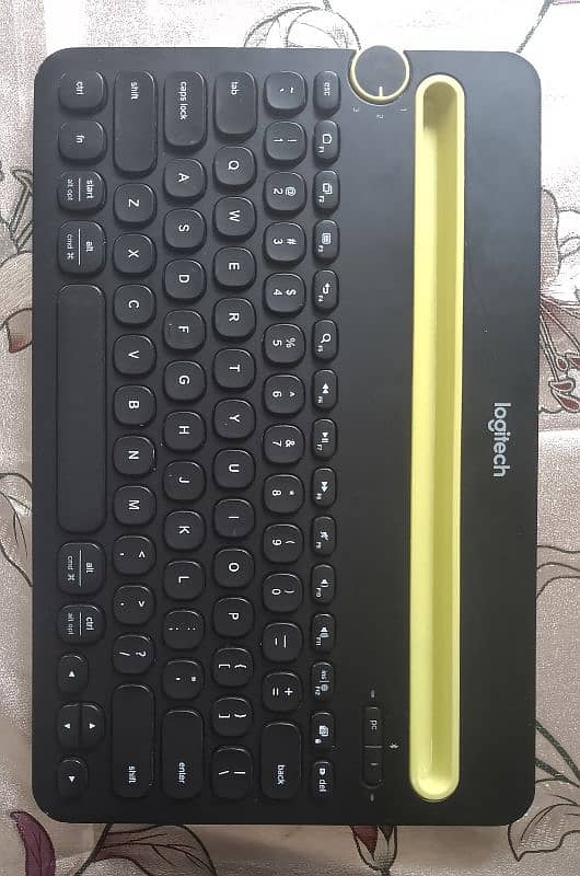 Logitech Bluetooth Multi-Device Keyboard K480 0