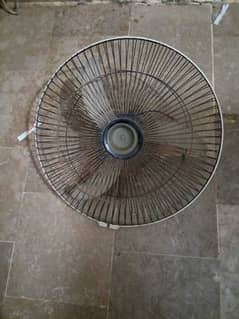 Bracket fan