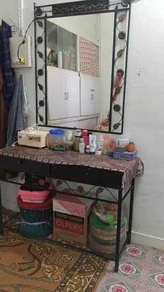 Metal dressing table with wall Mirror