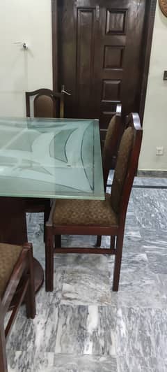 Dining Table & Chairs