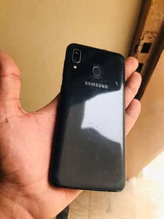 samsung A30 4/64 pta aproved all ok just panel change