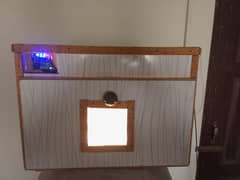Manual incubator for sale.