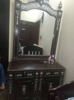 Dressing Table for Sale