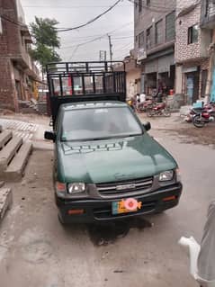 Isuzu D Mix 2003 and registration 2022