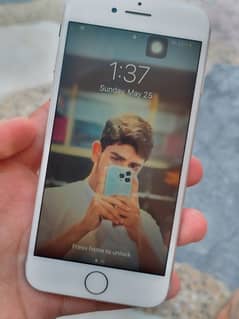 iphone 7  pta 9/10