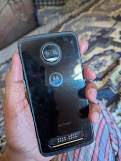 moto Z2