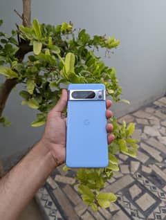 Google Pixel 8 Pro