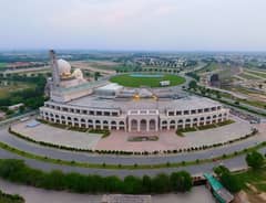 5 MARLA COMMERCIAL PLOT ON PRIME LOCATION IN LAKE CITY BUSINESS BAY LAHORE