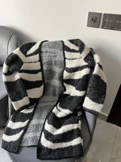 LC WAIKIKI CARDIGAN (SIZE XS-S)