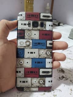 4%64 GB