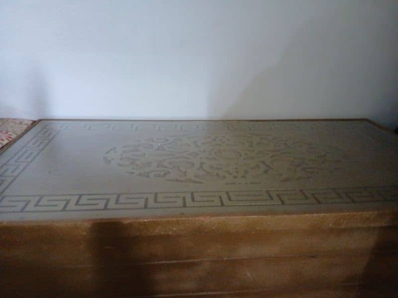 one large size table with 2 side tables mirror coated 0