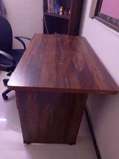 tabl chair