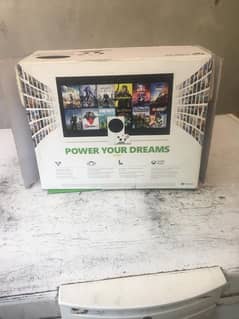 2 controllers battery pack and game pass ultimate