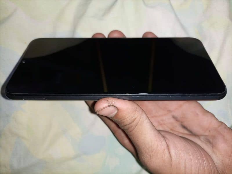 realme c 11  memory 2.32 with box 4