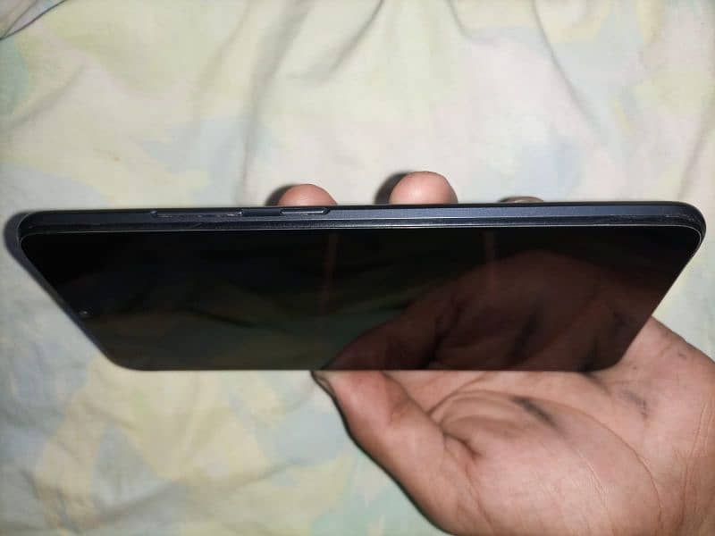realme c 11  memory 2.32 with box 5