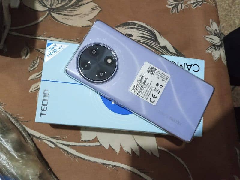 Techno cammon 30S 8+256 Complete Box 10/10 2
