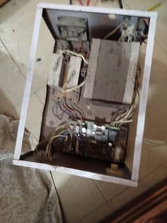 1000 watt ups hn