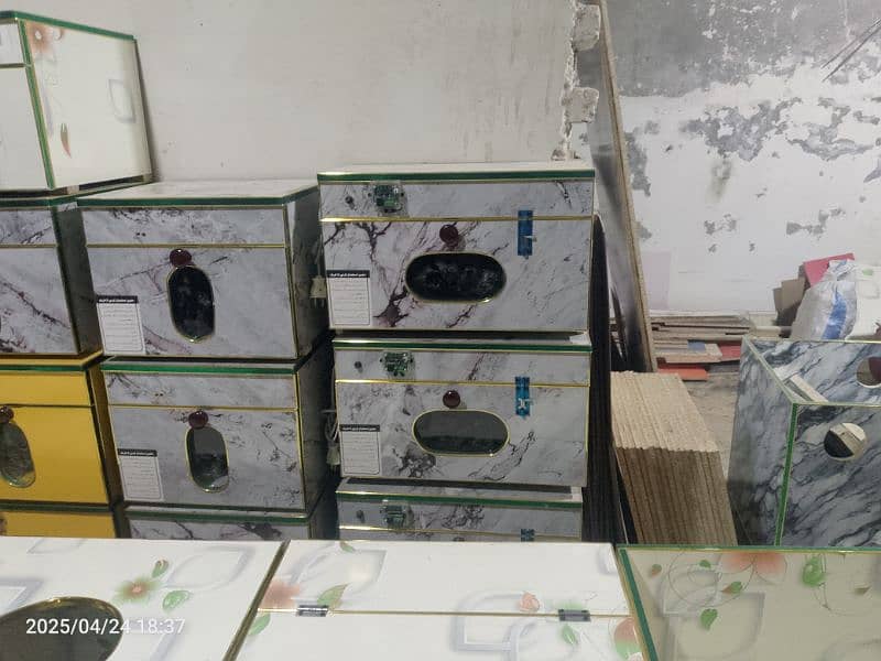 available new incubators diff size and material,semi, fully automatic 0
